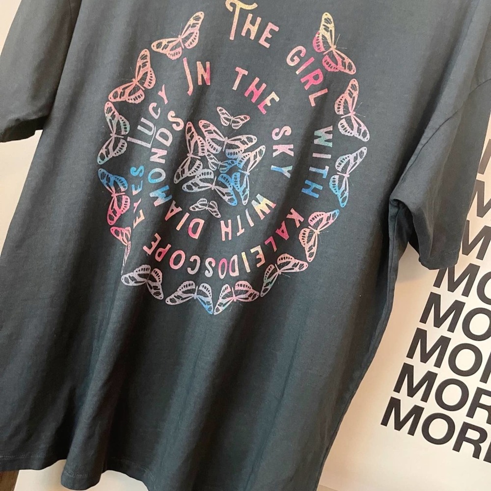 NEW Free People x Daydreamer The Girl With The Kaleidoscope Merch Tee - Picture 6 of 13